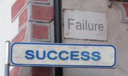 成功励志文章：宽容失败是通向成功的一个通道